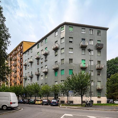 Insubria 8-2 - Monolocale Cool Daire Milano Dış mekan fotoğraf